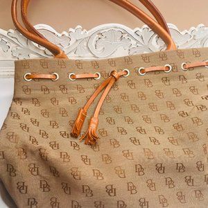 Dooney & Bourke vintage classic shoulder bag with serial number